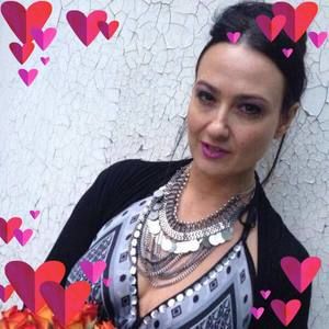 Meet your Posher, Cassandra